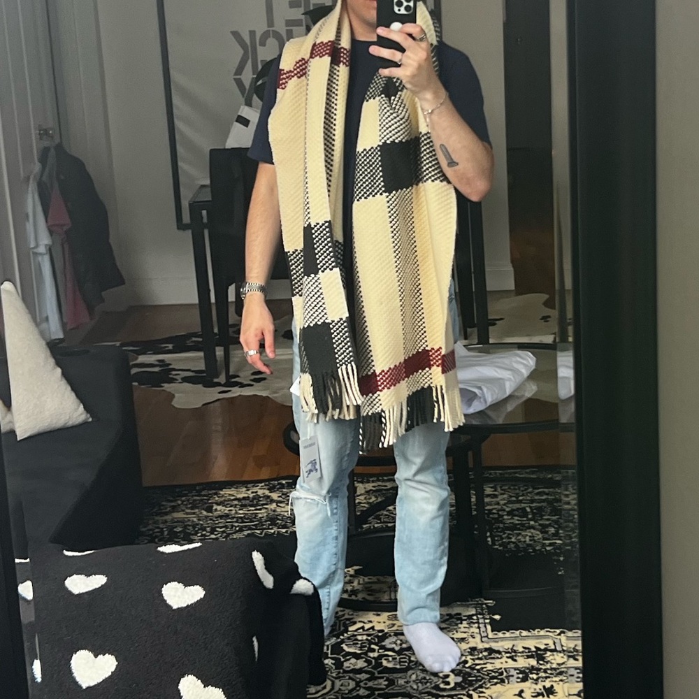 Burberry Wool Scarf (XL)